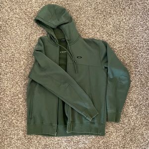 COPY - Men’s hooded zip-up Oakley Sweatshirt Size Large